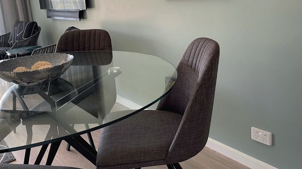 LIVING SMART AT LAKESIDE